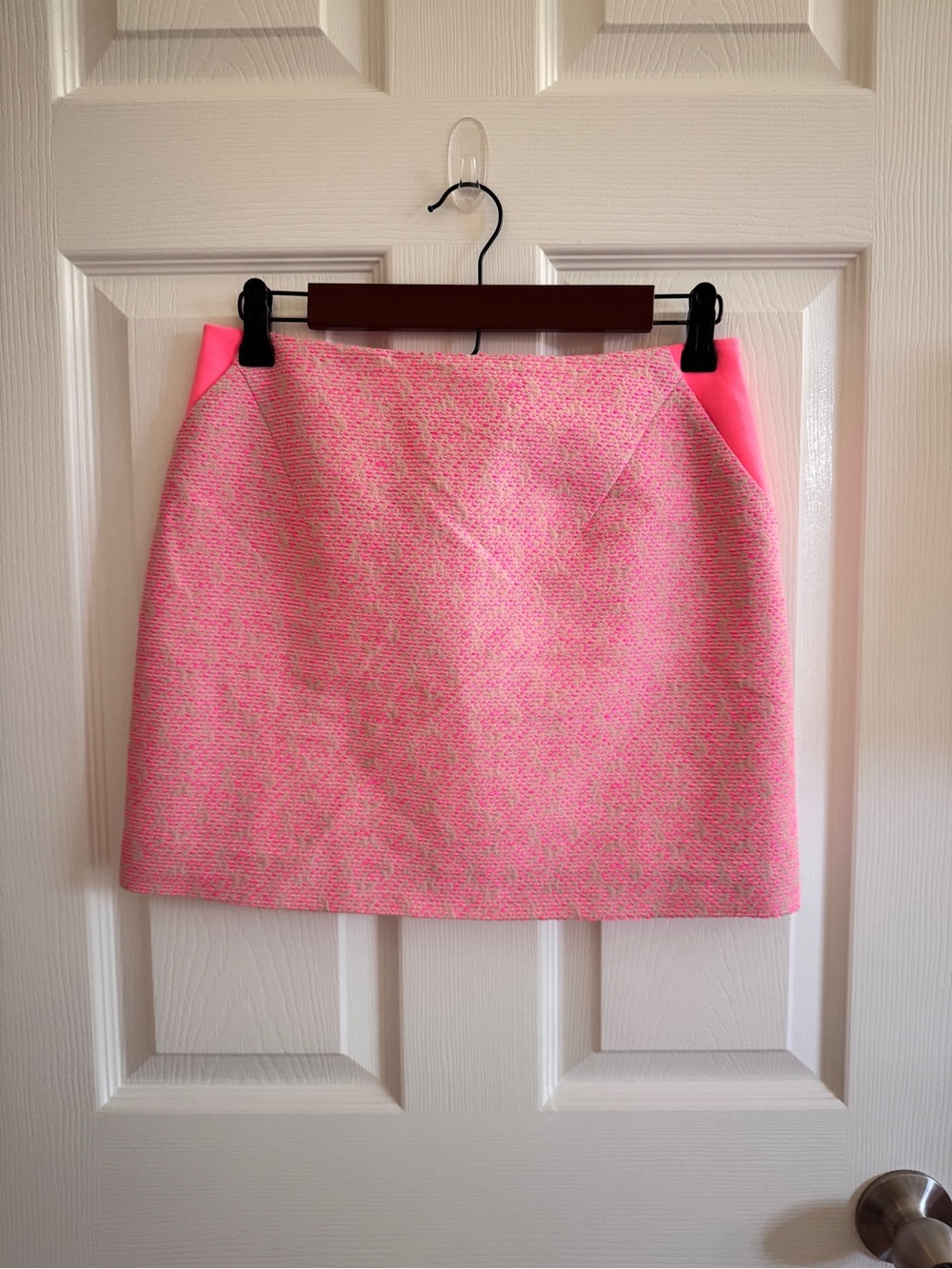 EUC Ted Baker Pink Tweed Textured Boucle Mini Skirt- Neon Pink Side Pockets-xs/s